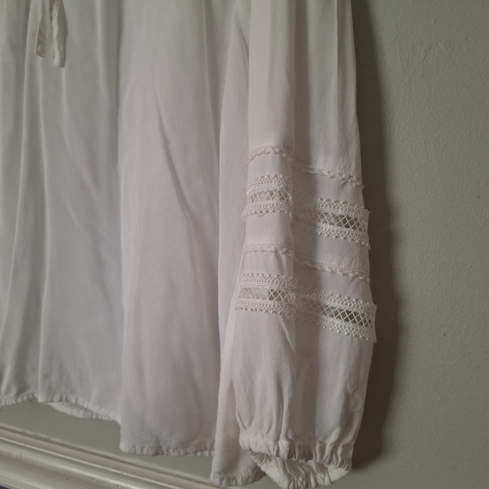 Grand & Greene White Blouse with Lace Detail - Picture 6 of 9